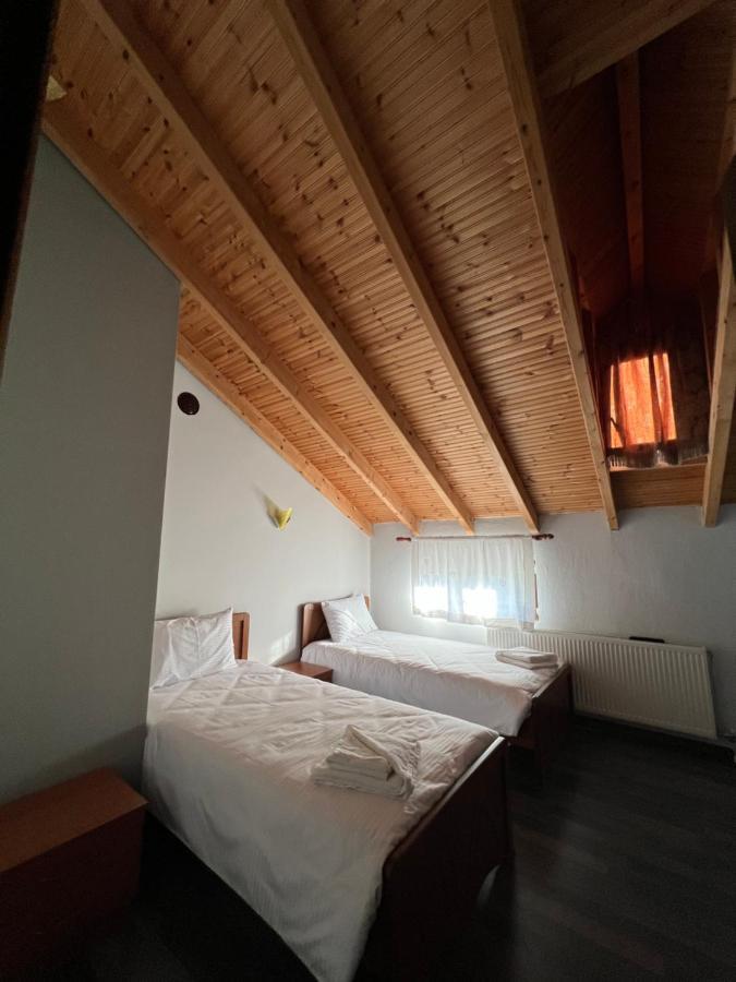Vila Mata Voskopojë Extérieur photo